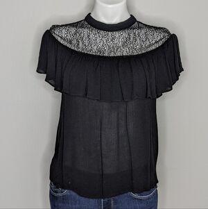 ✨3/$15 Sullivan black lace layered top XS/S